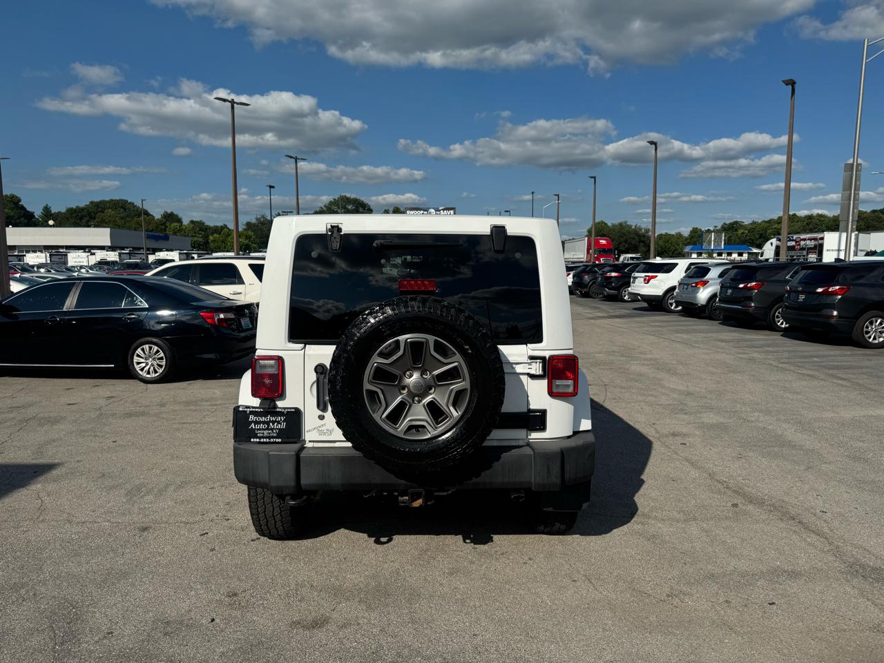 Jeep Wrangler Unlimited 4WD 4dr Rubicon 2014