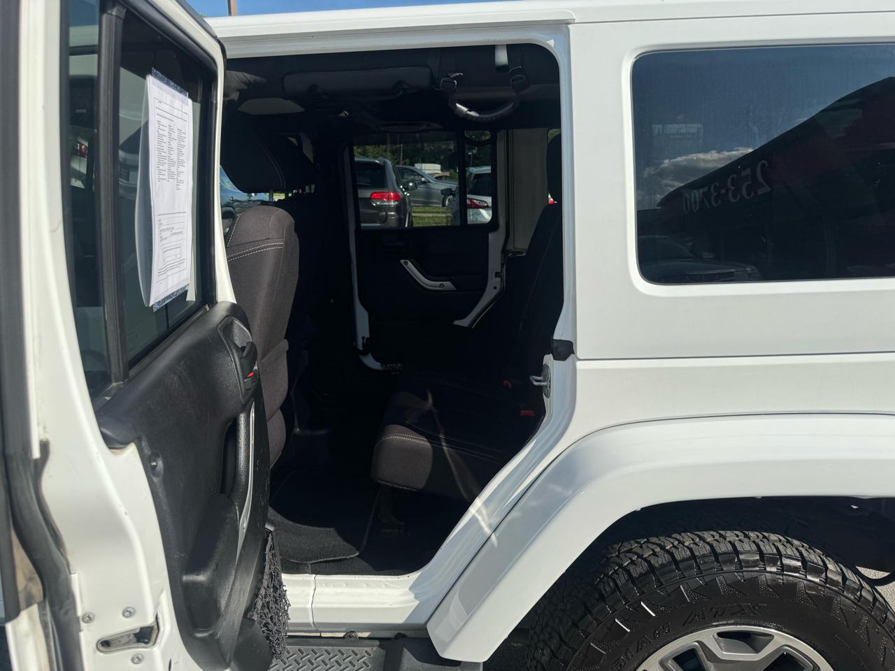Jeep Wrangler Unlimited 4WD 4dr Rubicon 2014