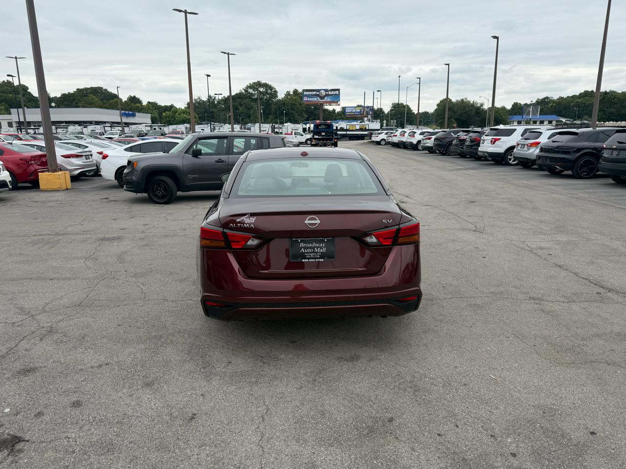 Nissan Altima 2.5 SV Sedan 2024