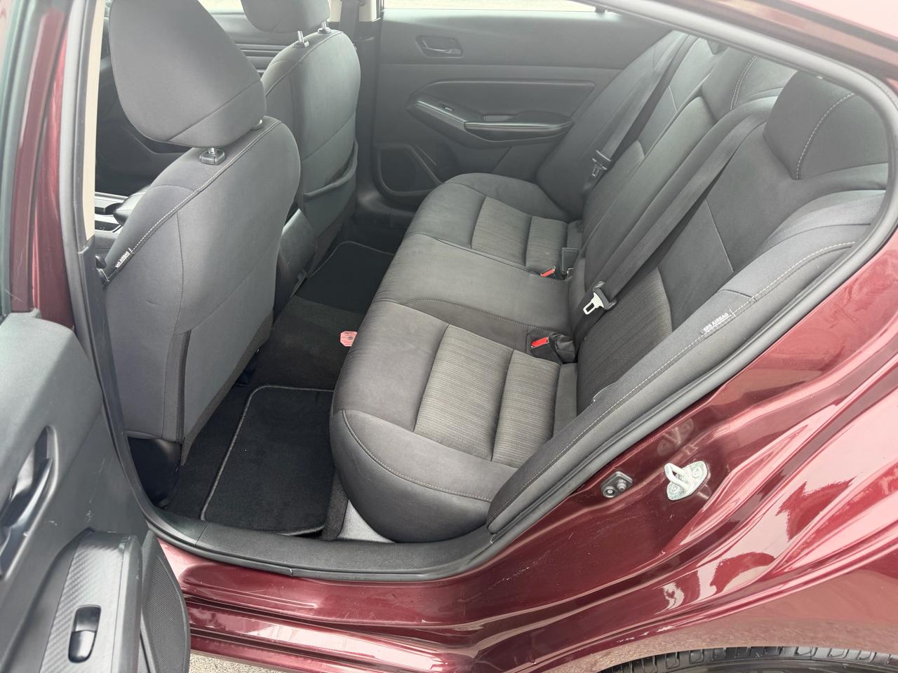 Nissan Altima 2.5 SV Sedan 2024