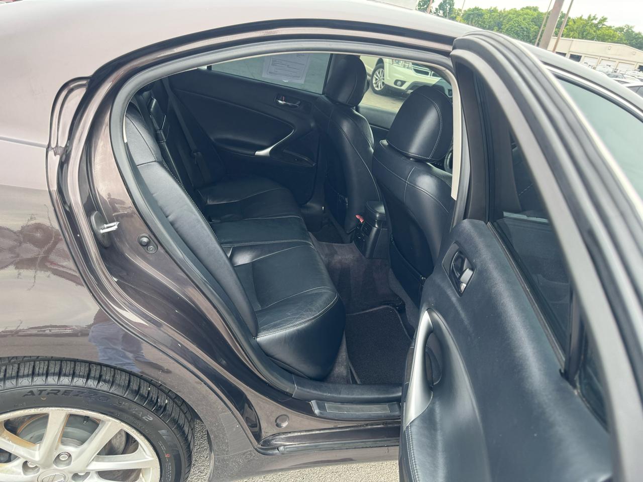 Lexus IS 250 4dr Sport Sdn Auto AWD 2012