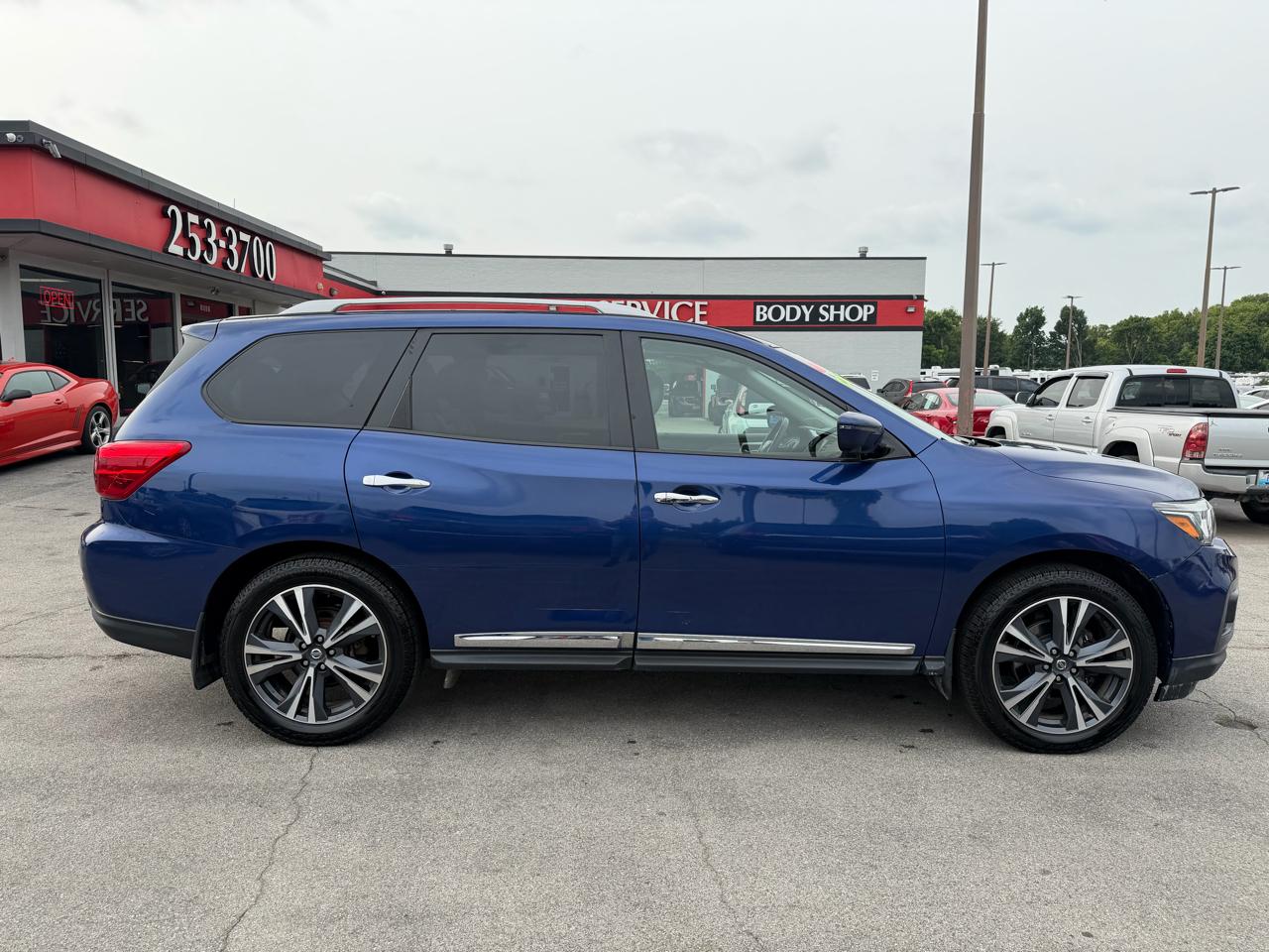 Nissan Pathfinder Platinum 2019