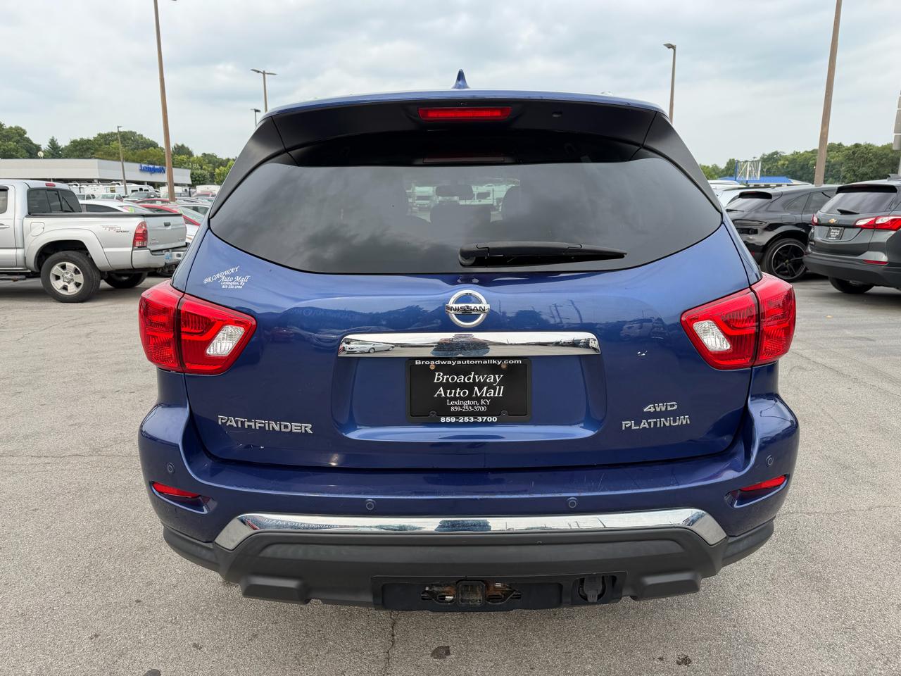 Nissan Pathfinder Platinum 2019