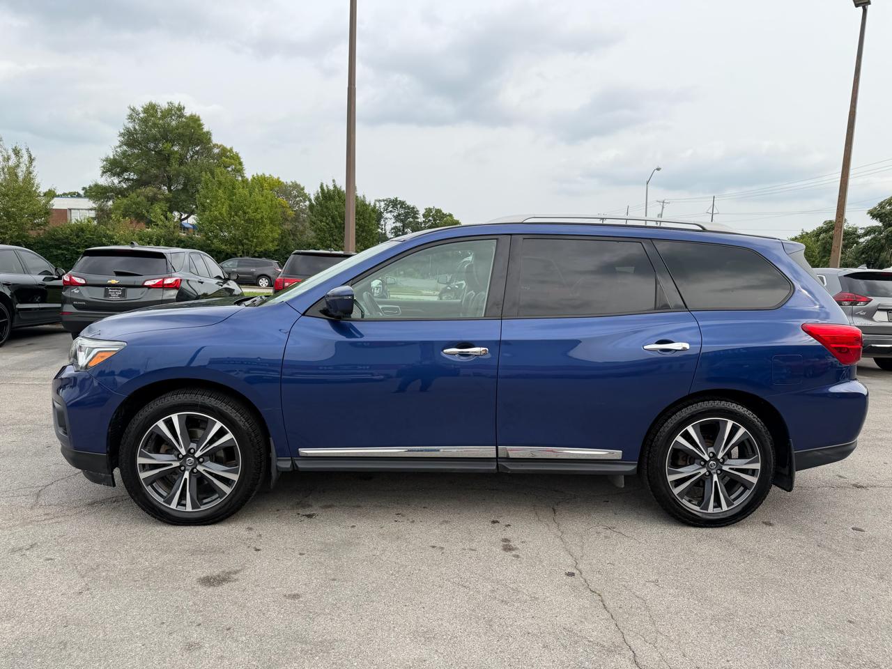 Nissan Pathfinder Platinum 2019
