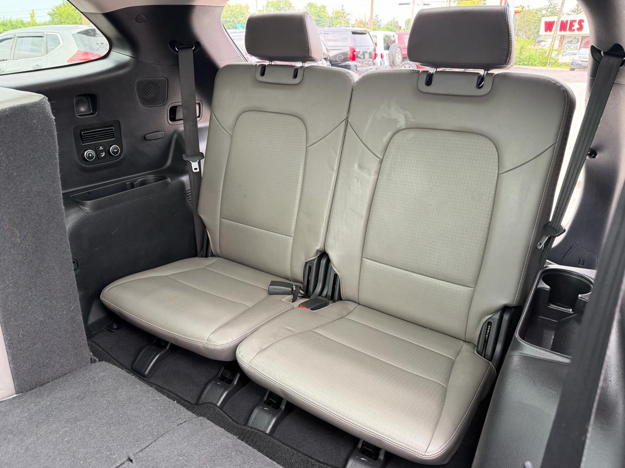 Hyundai Santa Fe AWD 4dr GLS 2014