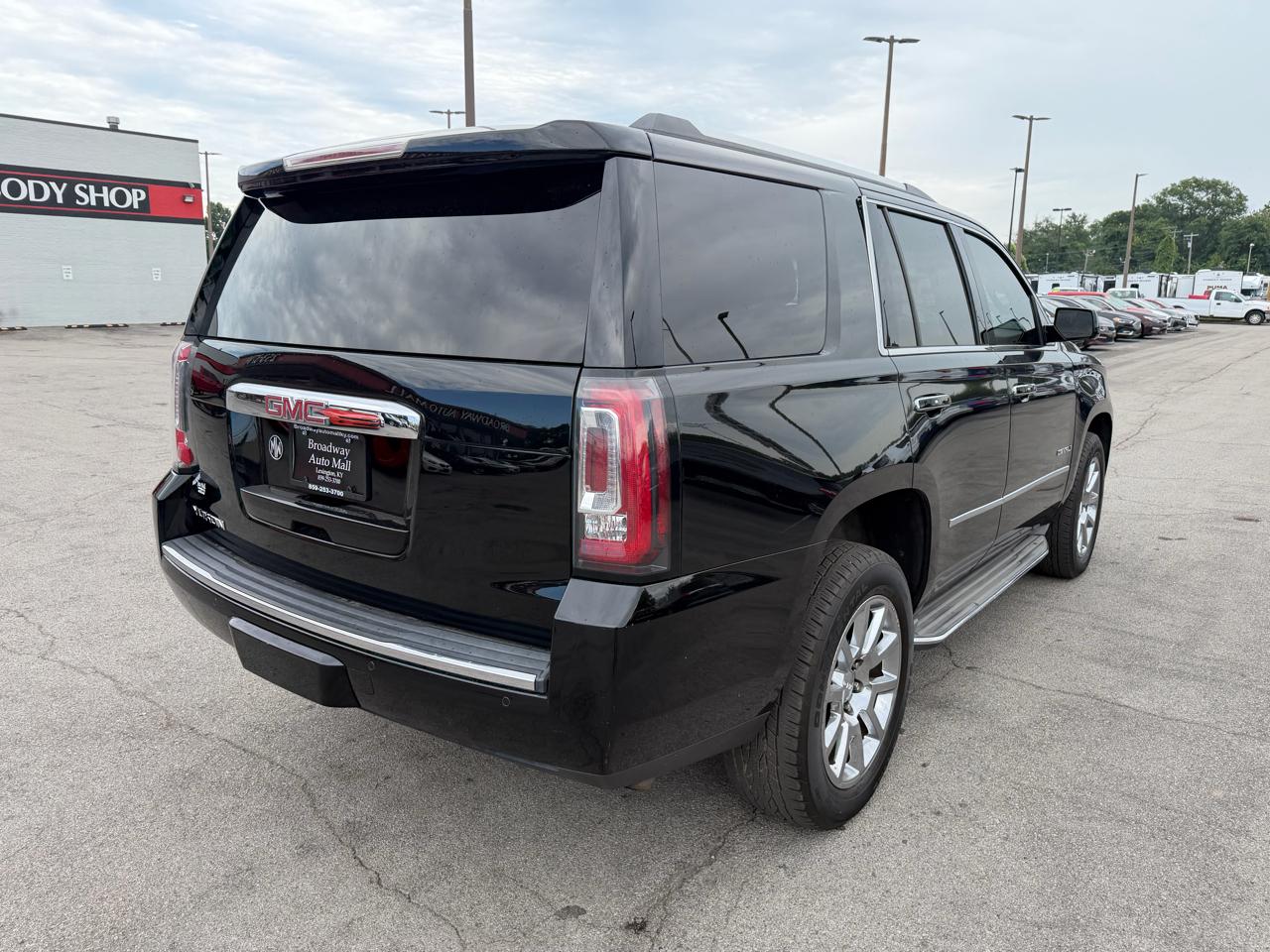 GMC Yukon Denali 2015
