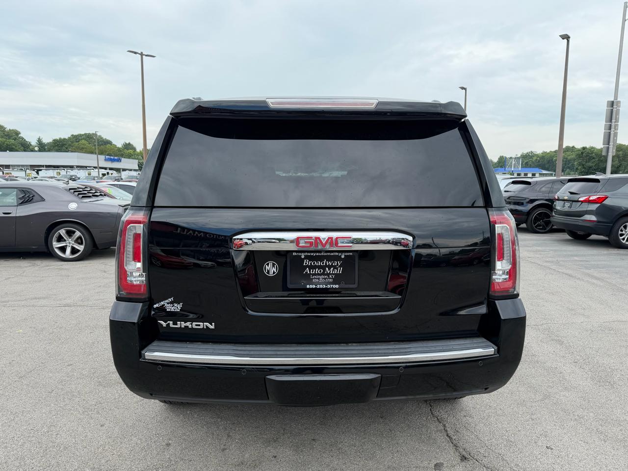 GMC Yukon Denali 2015