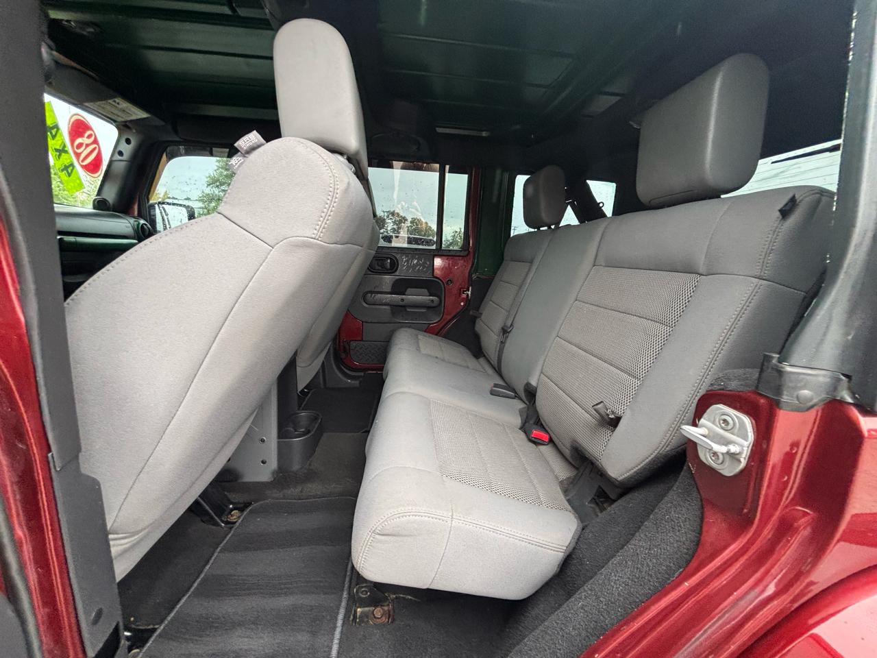 Jeep Wrangler 4WD 4dr Unlimited Sahara 2008