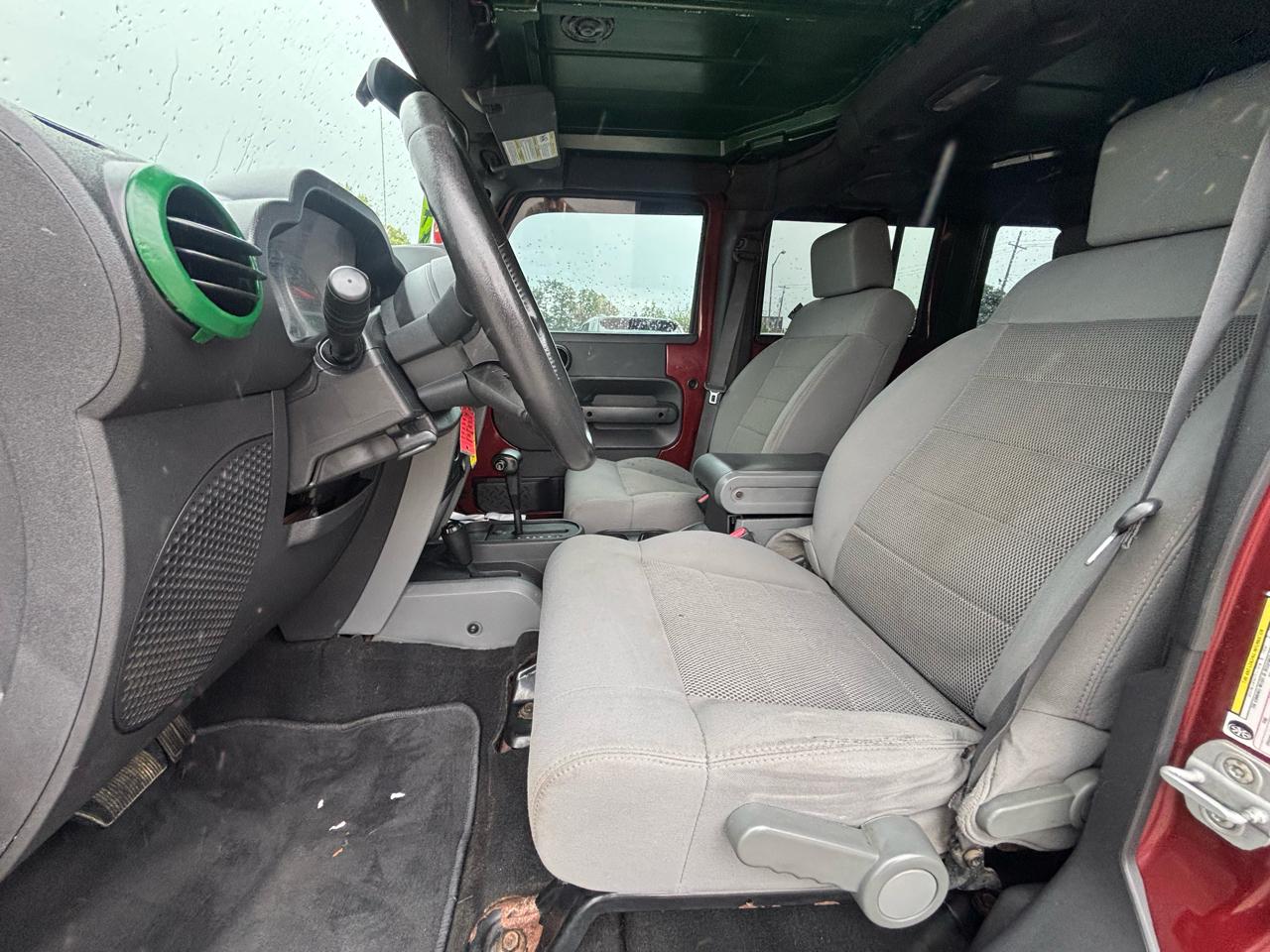 Jeep Wrangler 4WD 4dr Unlimited Sahara 2008