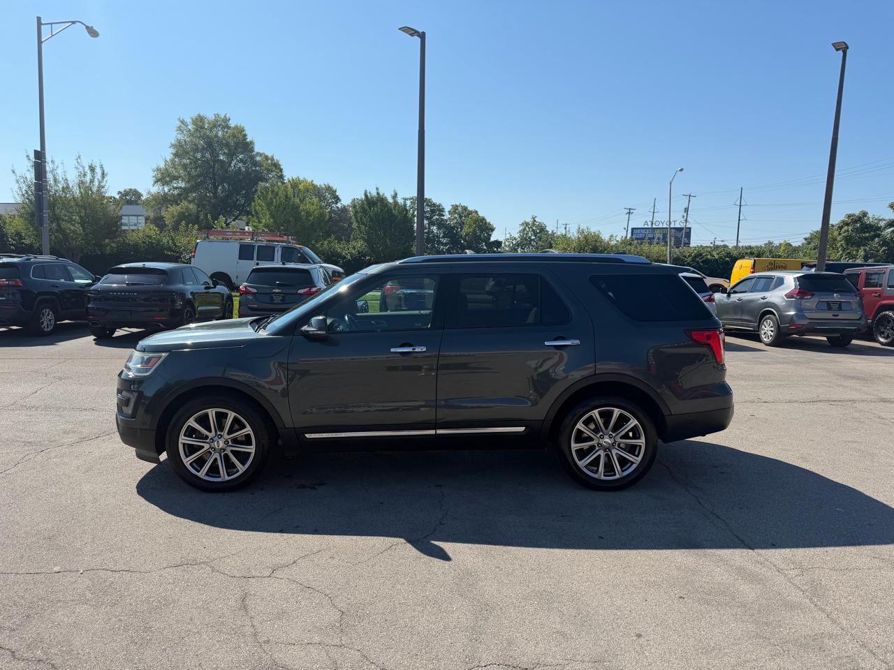 Ford Explorer 4WD 4dr Limited 2016