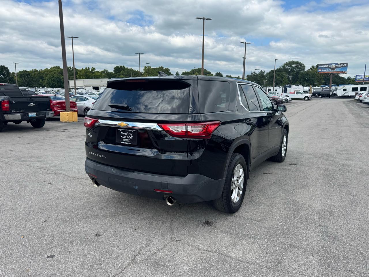 Chevrolet Traverse FWD 4dr LS w/1LS 2018