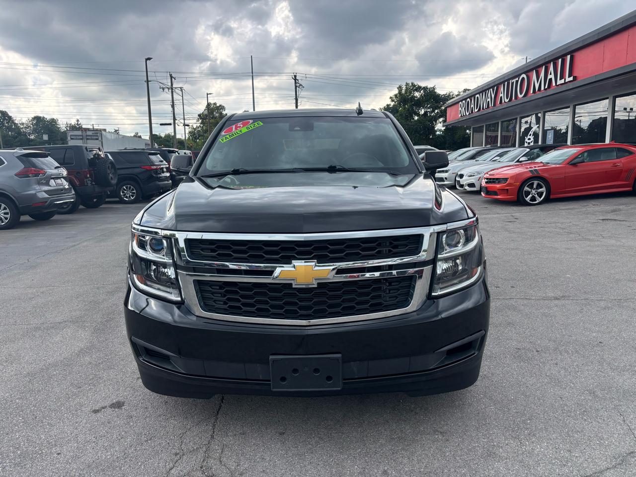 Chevrolet Suburban 4WD 4dr LT 2015