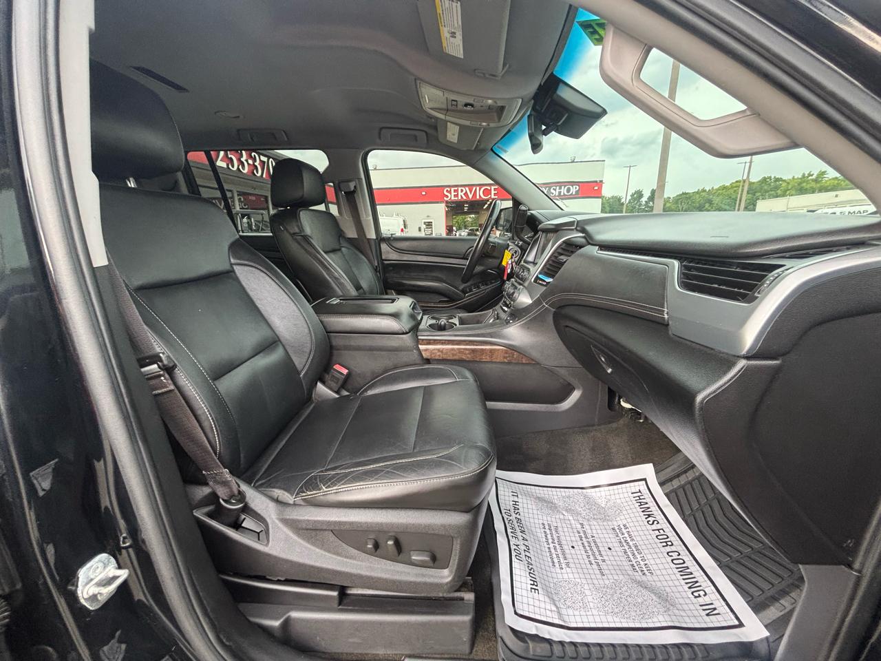 Chevrolet Suburban 4WD 4dr LT 2015