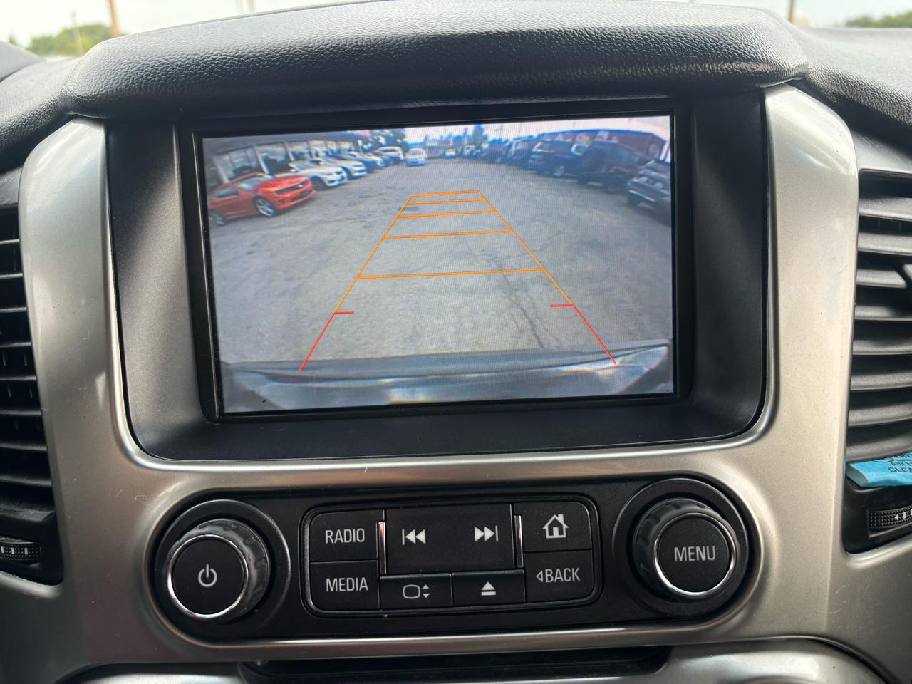 Chevrolet Suburban 4WD 4dr LT 2015