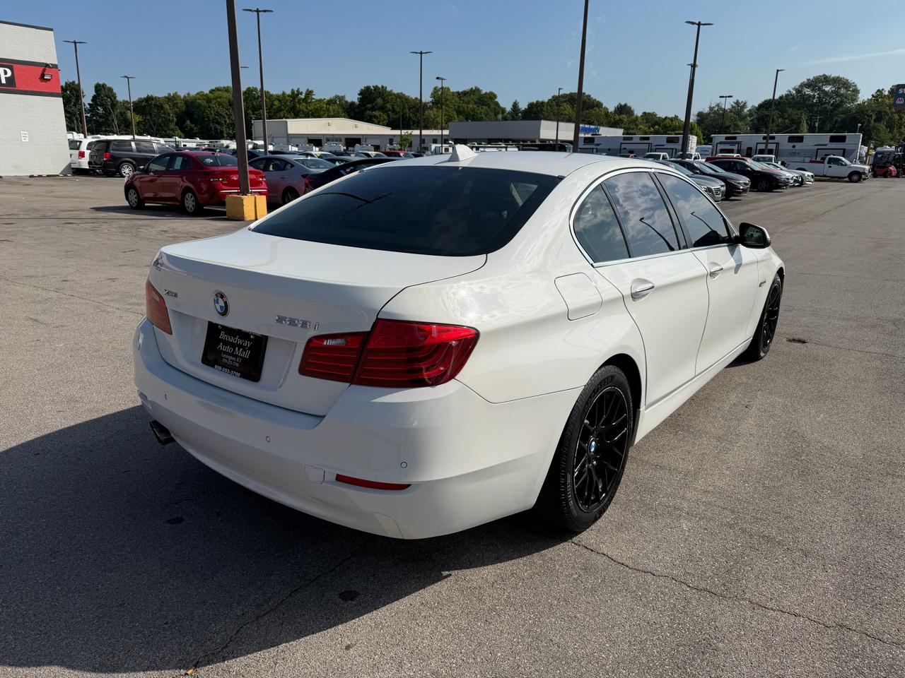 BMW 528i  2016