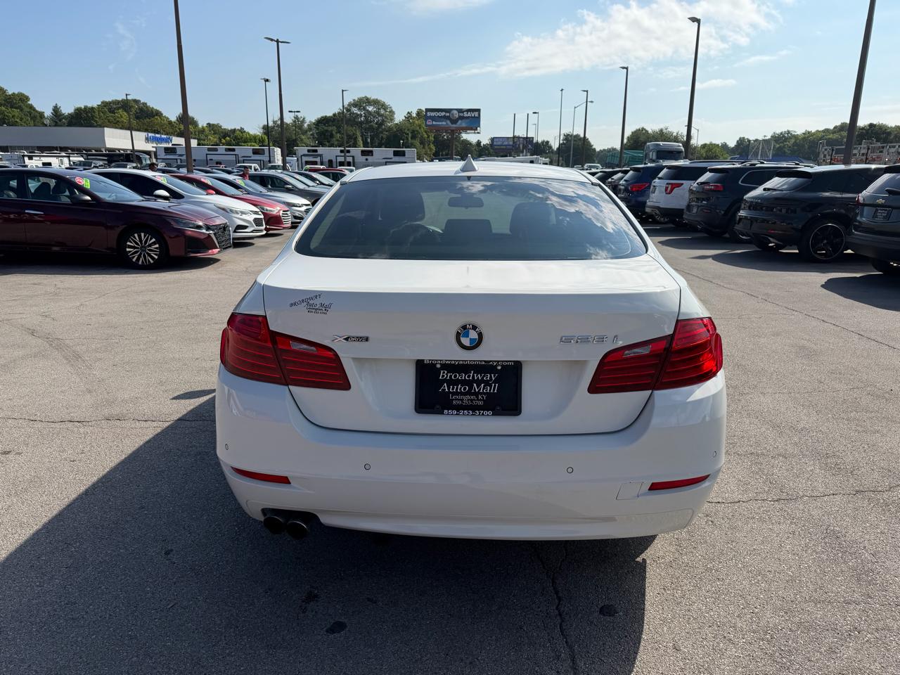 BMW 528i  2016