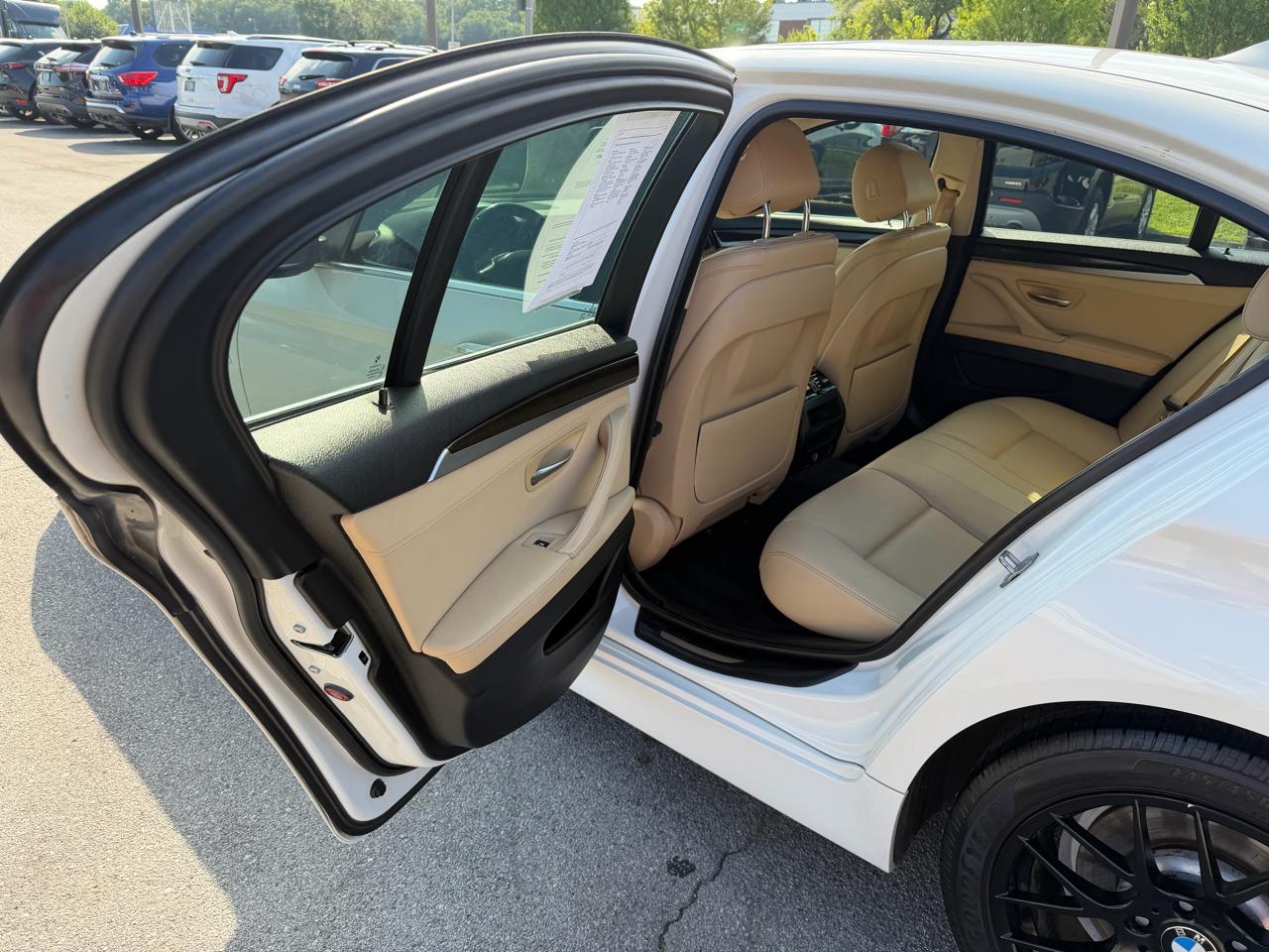 BMW 528i  2016