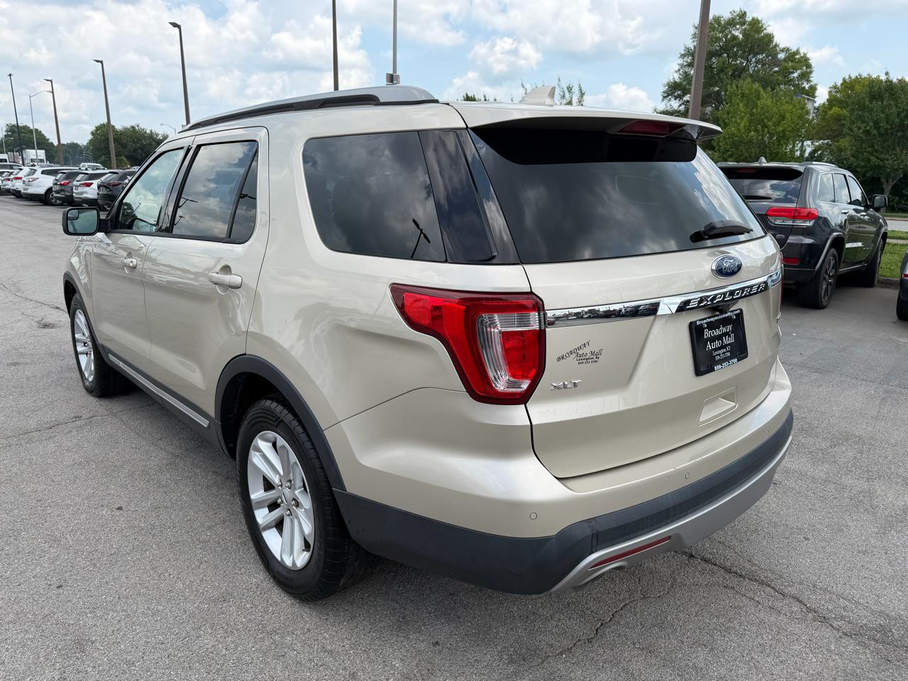 Ford Explorer XLT 2017