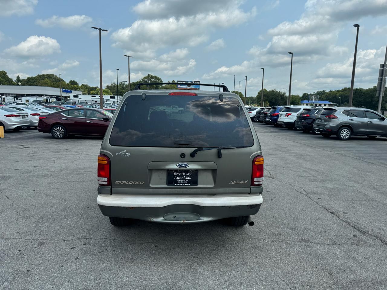 Ford Explorer 4dr 112" WB Eddie Bauer 1999