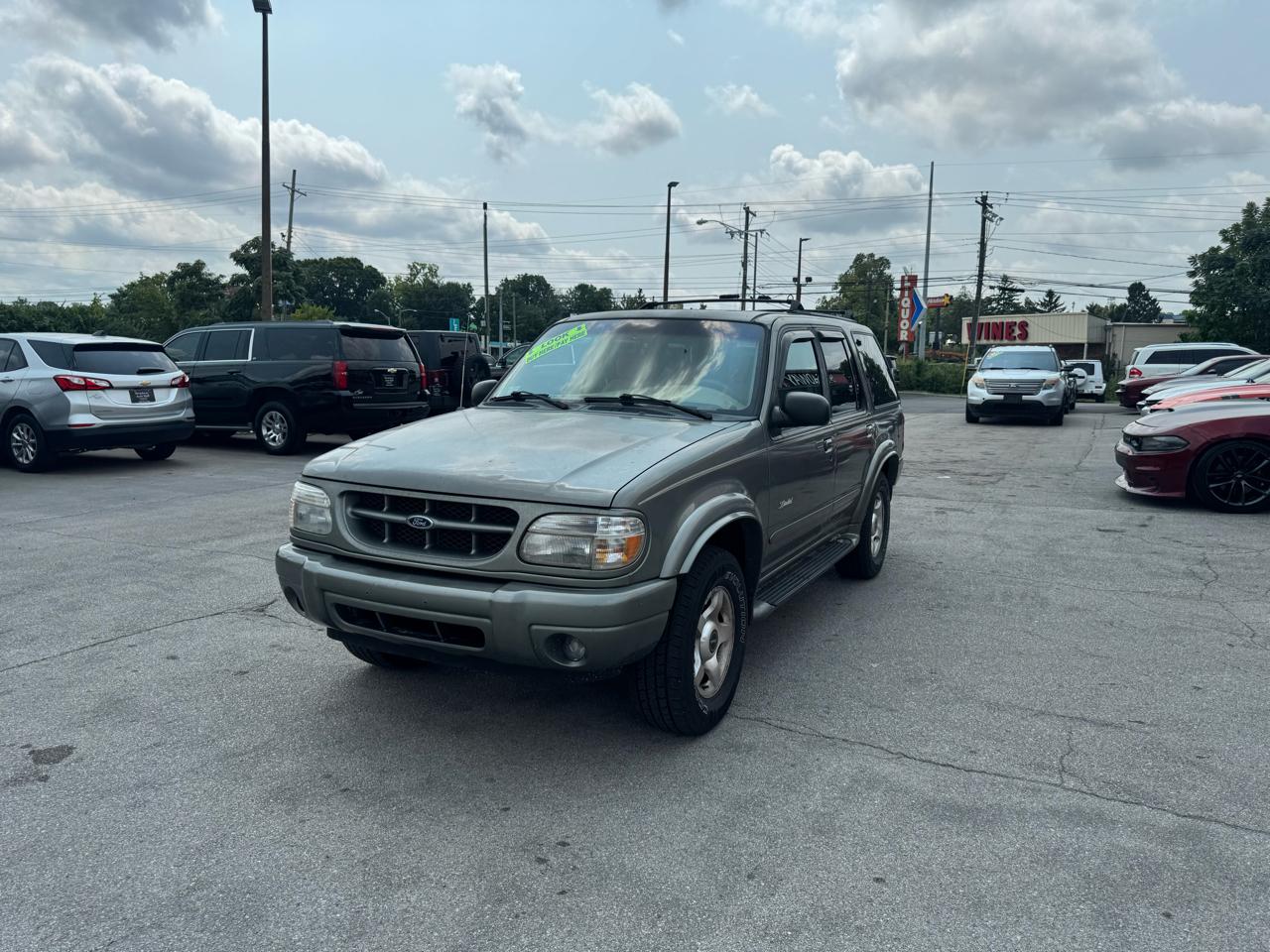 Ford Explorer 4dr 112" WB Eddie Bauer 1999