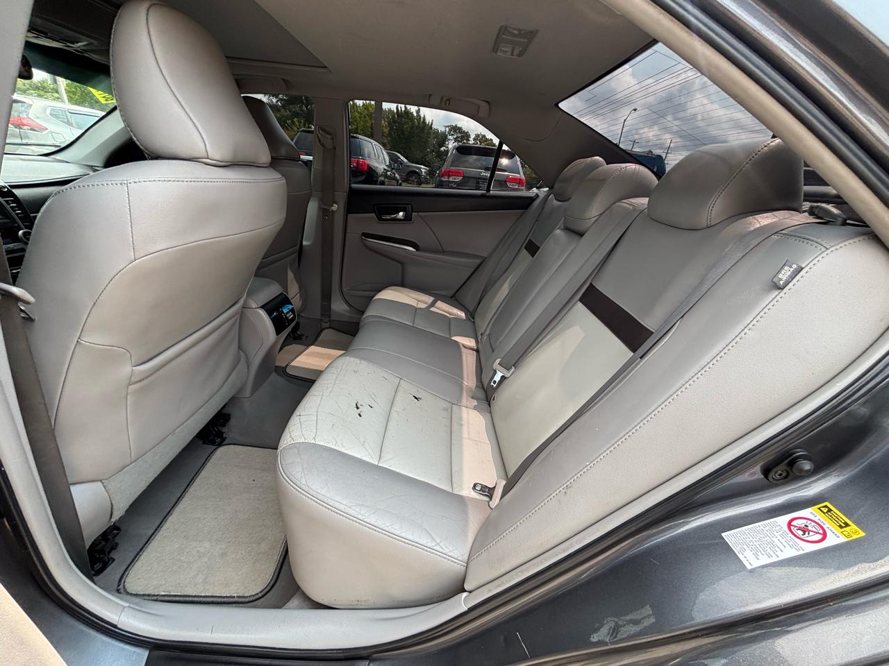 Toyota Camry 4dr Sdn I4 Auto XLE (Natl) 2012