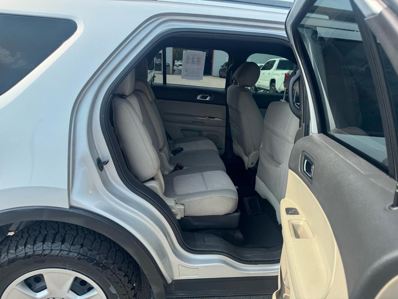 Ford Explorer 4WD 4dr Base 2014