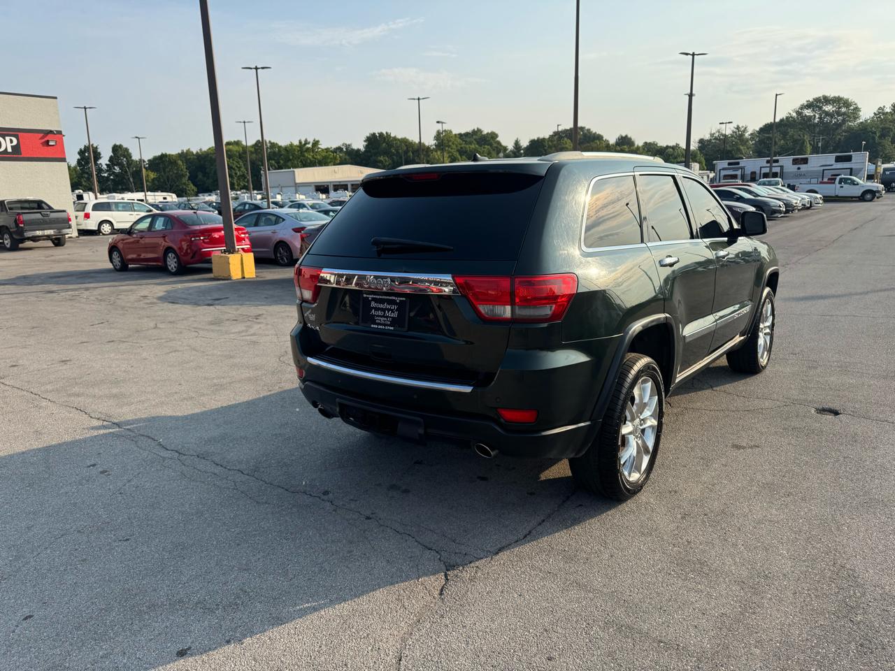Jeep Grand Cherokee 4WD 4dr Overland 2011