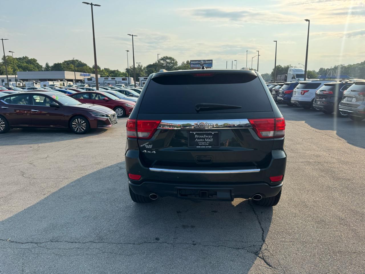 Jeep Grand Cherokee 4WD 4dr Overland 2011