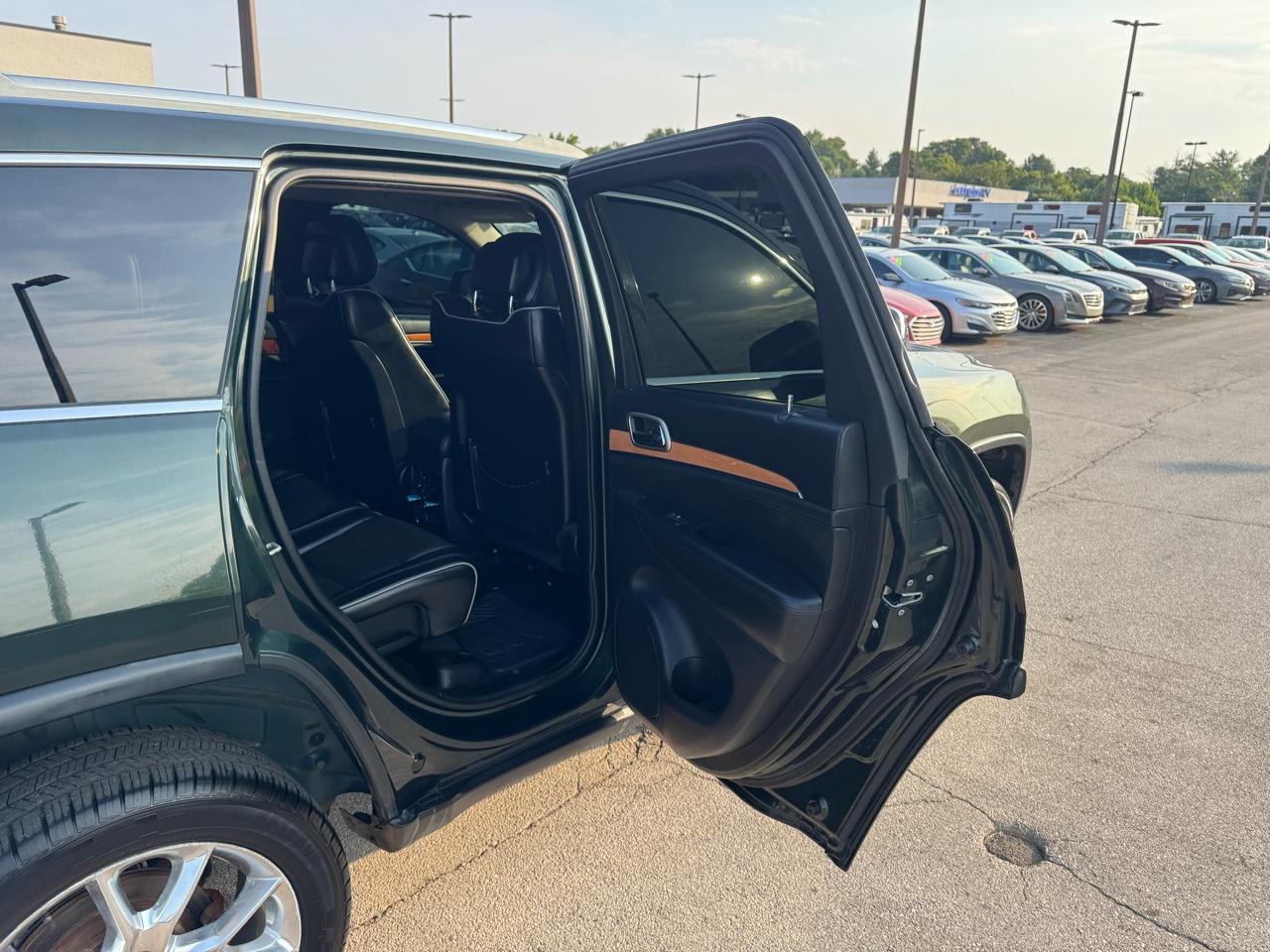 Jeep Grand Cherokee 4WD 4dr Overland 2011
