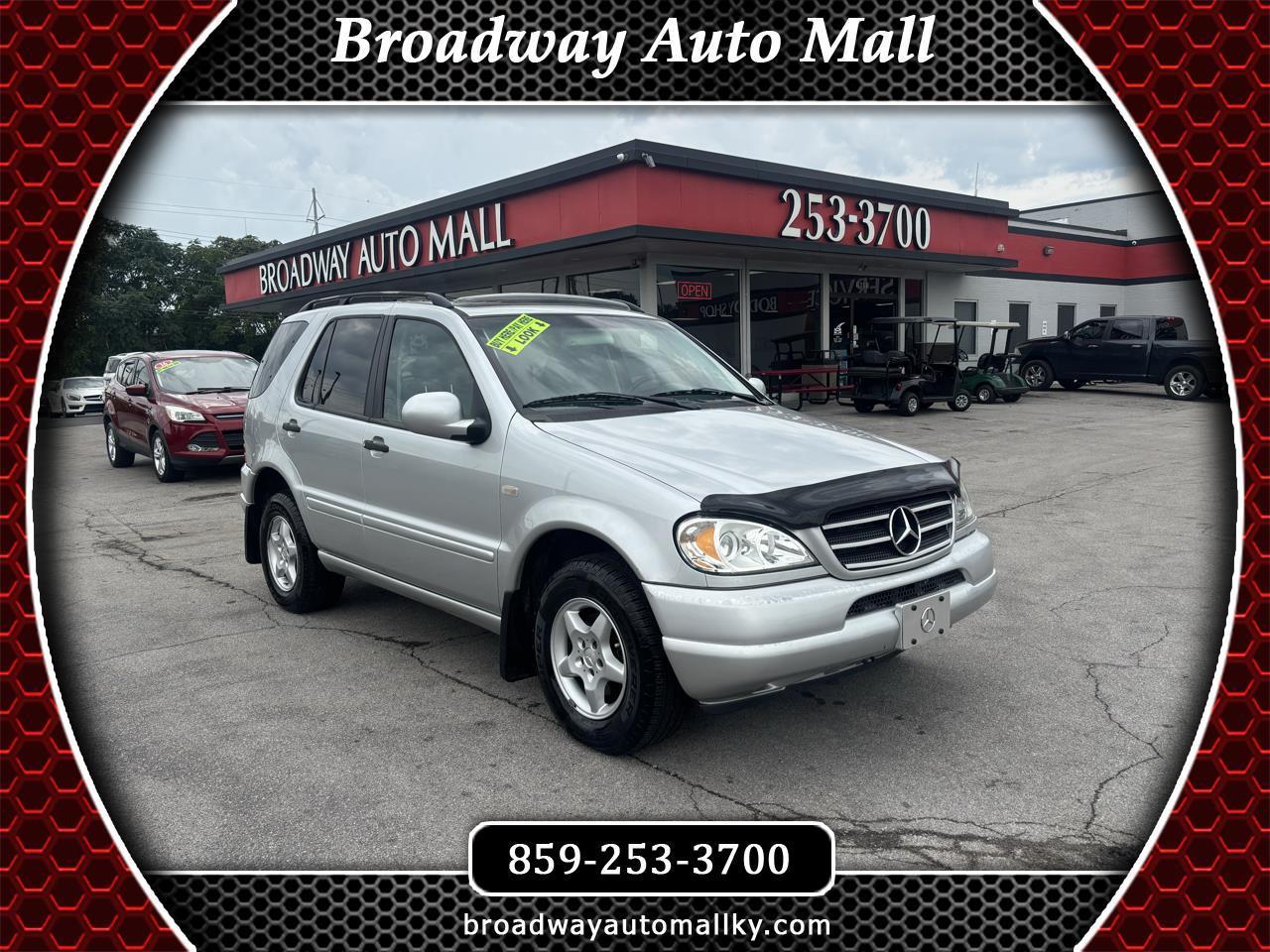 Mercedes-Benz M-Class 4dr AWD 3.2L 2000