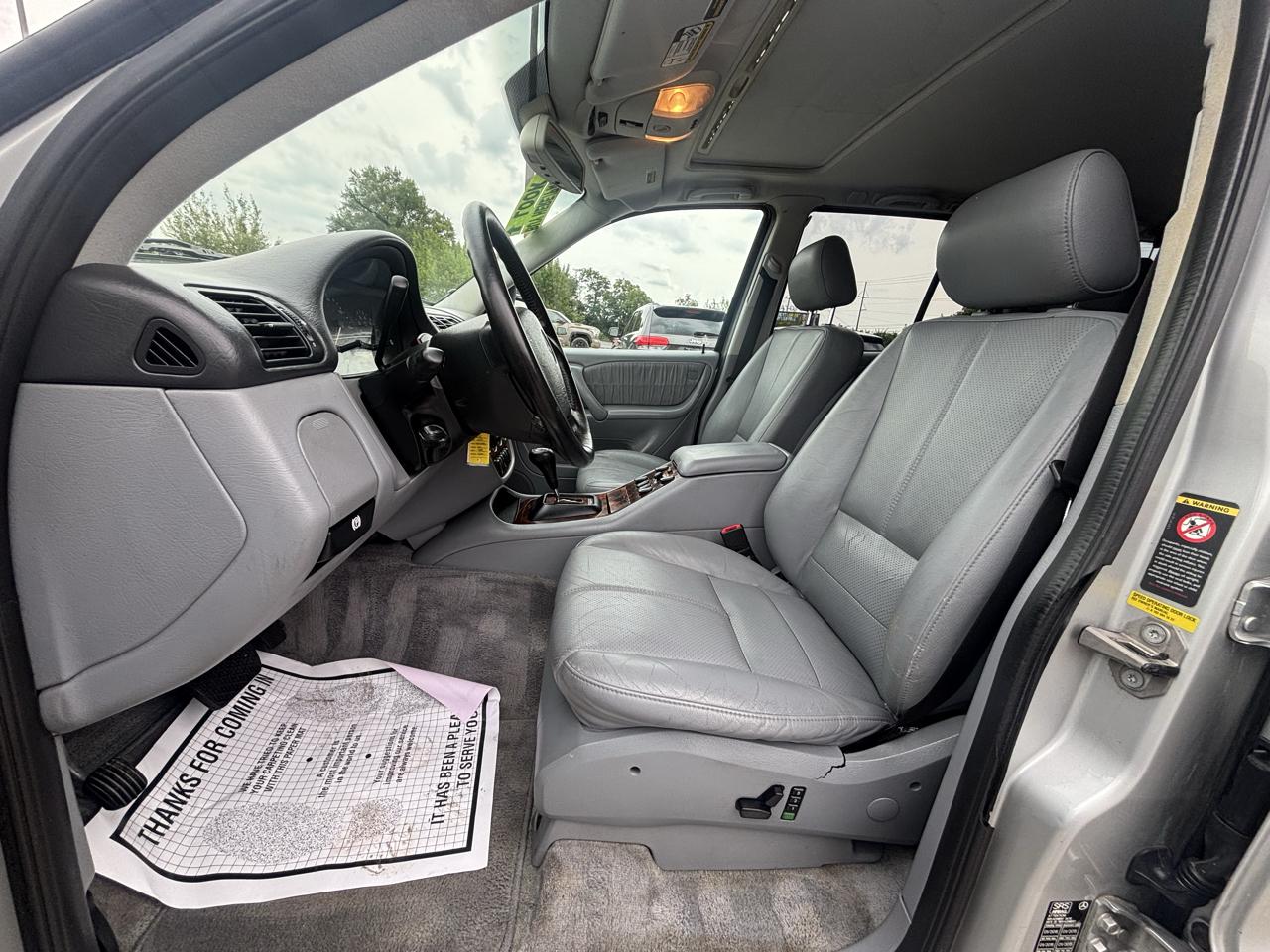 Mercedes-Benz M-Class 4dr AWD 3.2L 2000