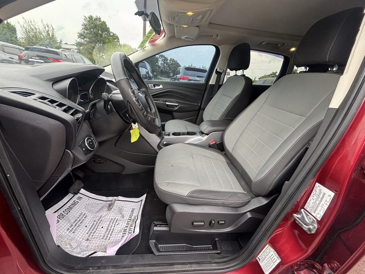 Ford Escape FWD 4dr SE 2016