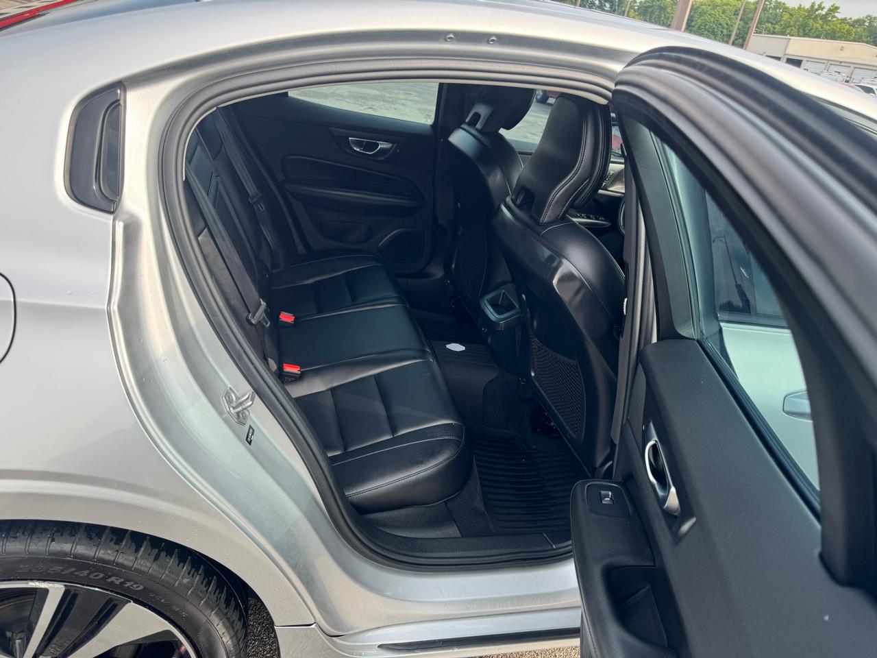 Volvo S60 B5 FWD Inscription 2022