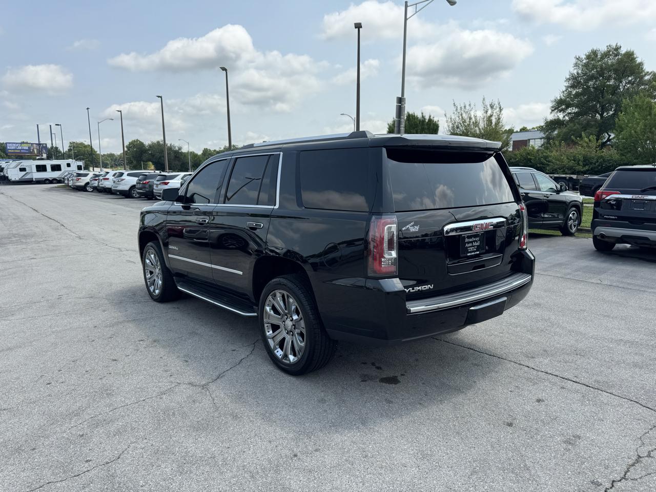 GMC Yukon 4WD 4dr Denali 2016