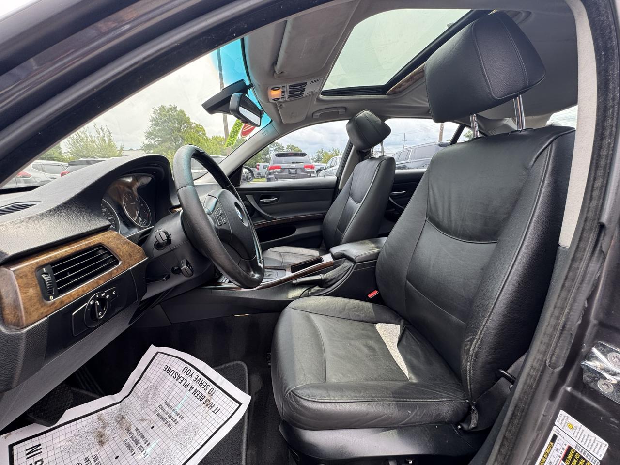 BMW 3 Series 4dr Sdn 328xi AWD SULEV 2007