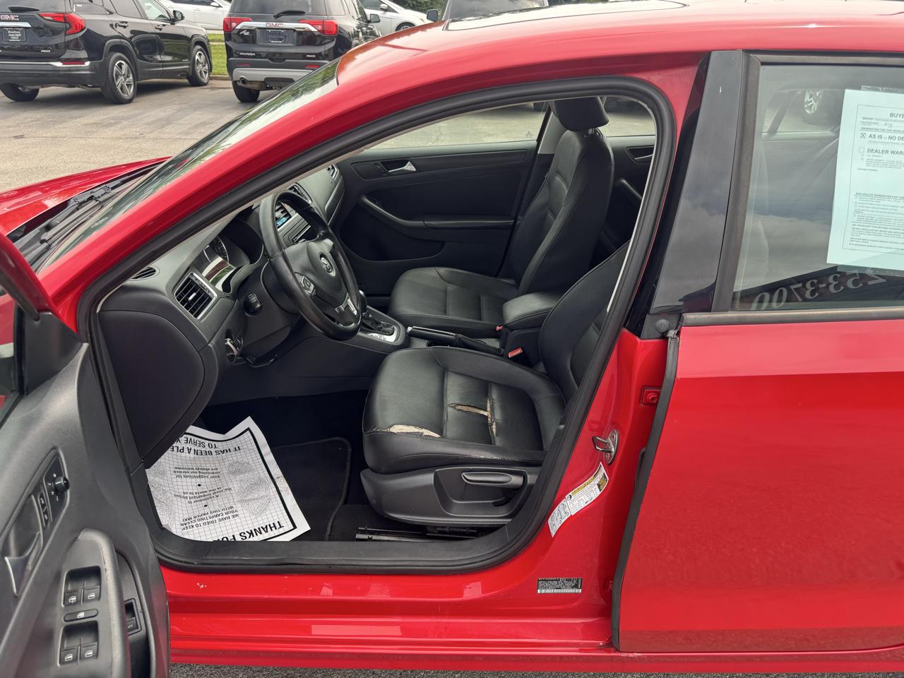 Volkswagen Jetta Sedan 4dr Auto SE 2012