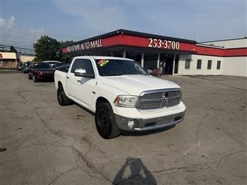 2014 RAM 1500 4WD Crew Cab 140.5" Laramie