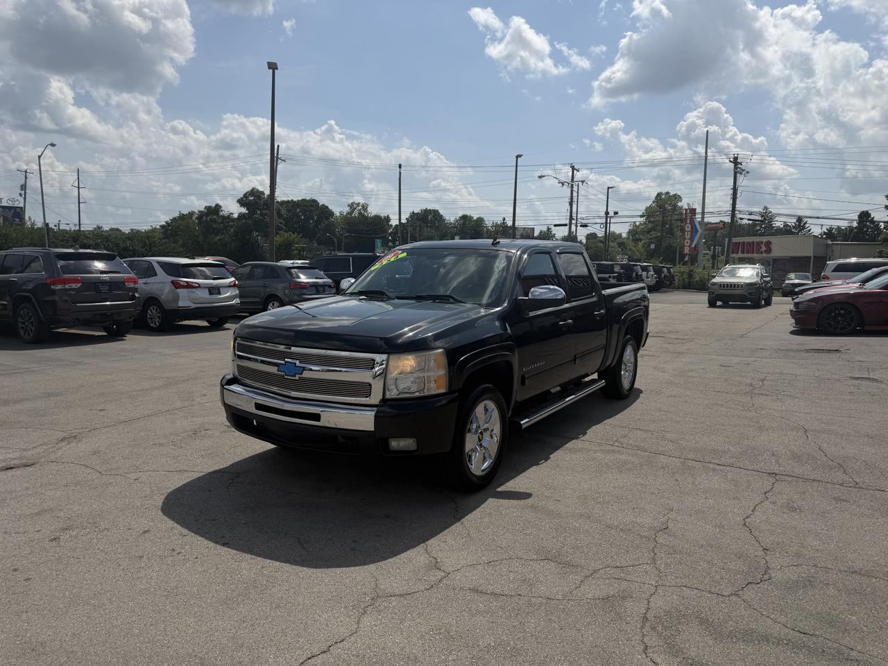Chevrolet Silverado 1500 4WD Crew Cab 143.5" LT 2009