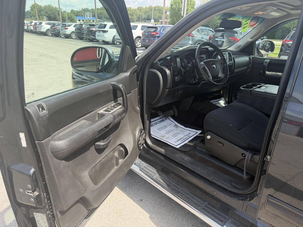 Chevrolet Silverado 1500 4WD Crew Cab 143.5" LT 2009