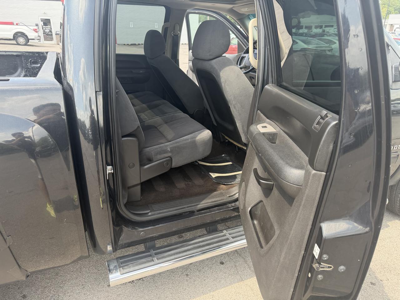 Chevrolet Silverado 1500 4WD Crew Cab 143.5" LT 2009