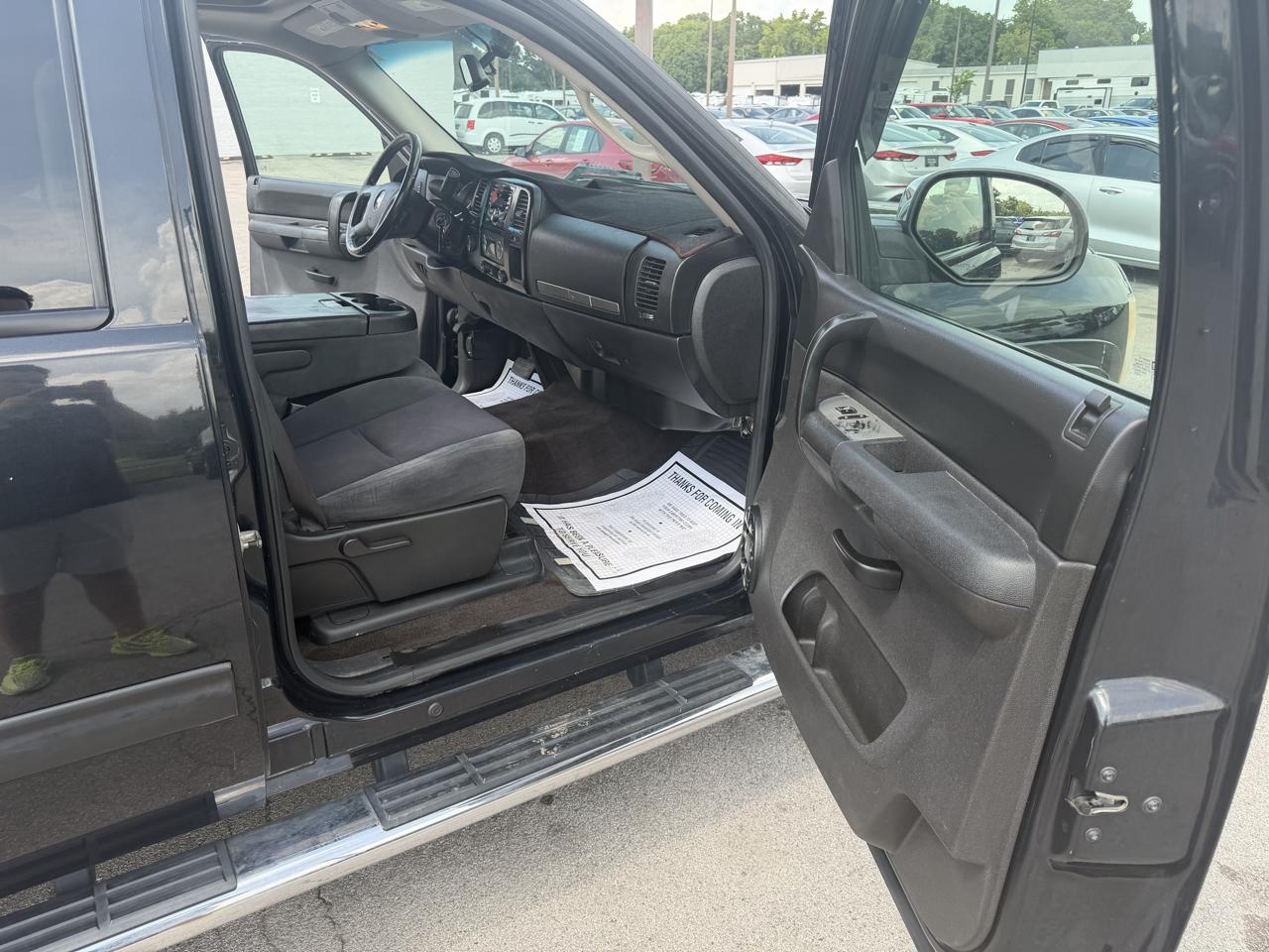 Chevrolet Silverado 1500 4WD Crew Cab 143.5" LT 2009