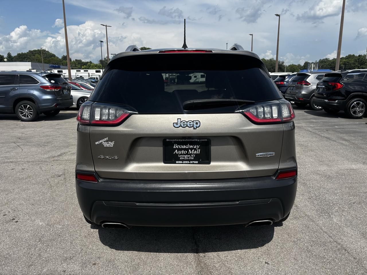 Jeep Cherokee Latitude Plus 4x4 2019