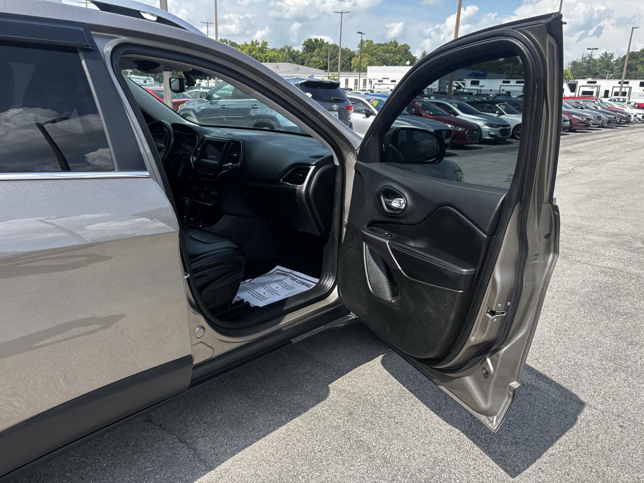 Jeep Cherokee Latitude Plus 4x4 2019