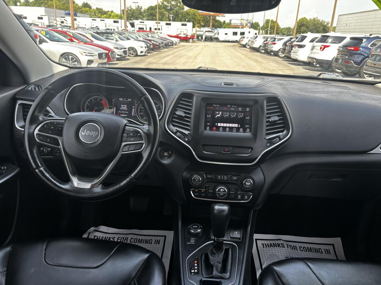 Jeep Cherokee Latitude Plus 4x4 2019