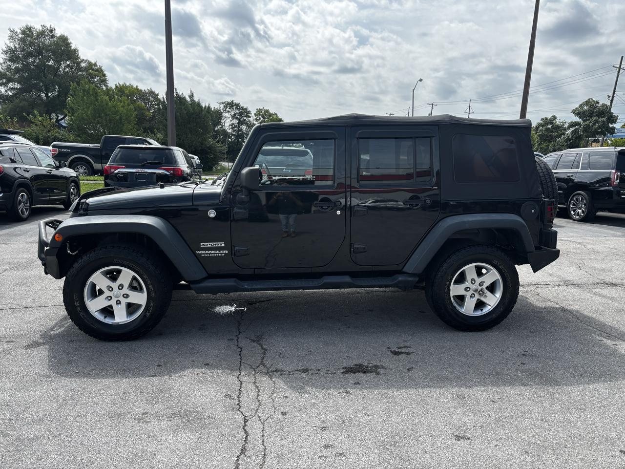 Jeep Wrangler Unlimited 4WD 4dr Sport 2014