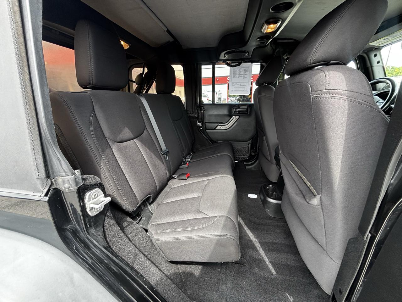 Jeep Wrangler Unlimited 4WD 4dr Sport 2014
