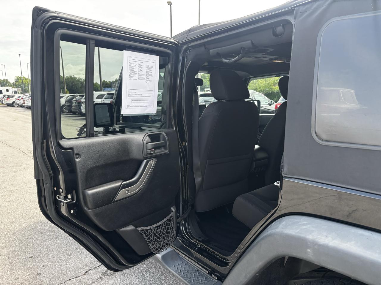 Jeep Wrangler Unlimited 4WD 4dr Sport 2014