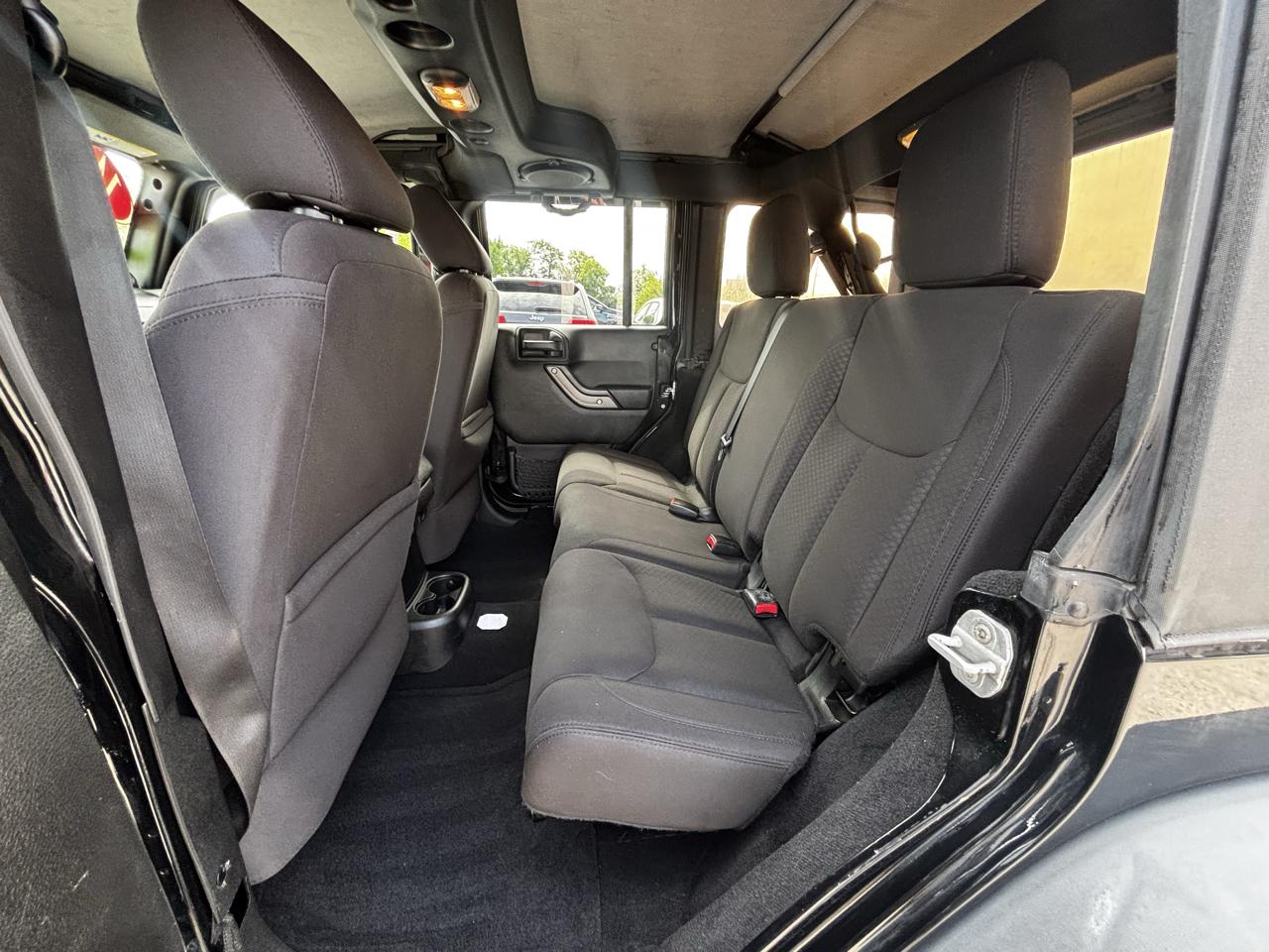Jeep Wrangler Unlimited 4WD 4dr Sport 2014