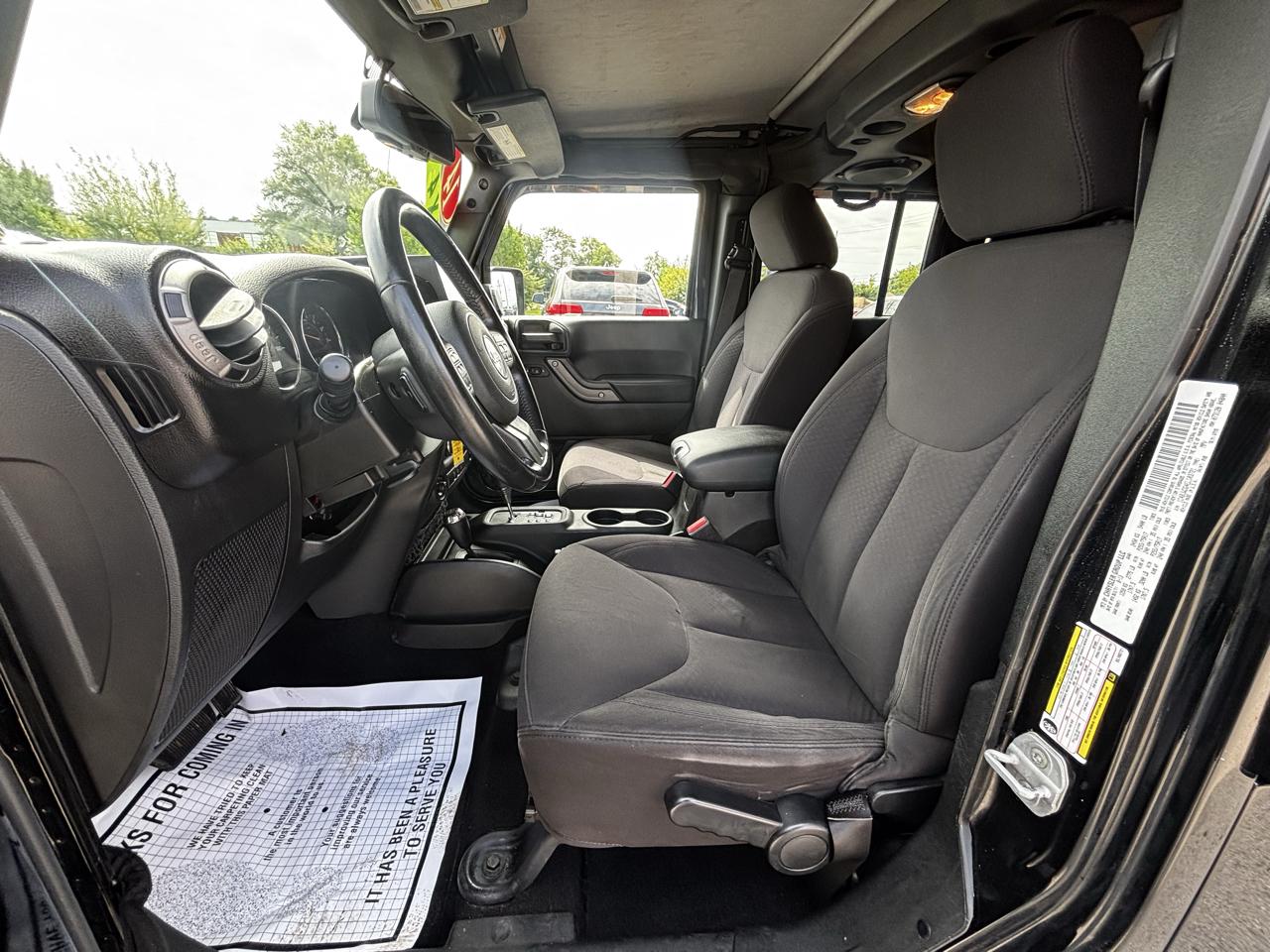 Jeep Wrangler Unlimited 4WD 4dr Sport 2014