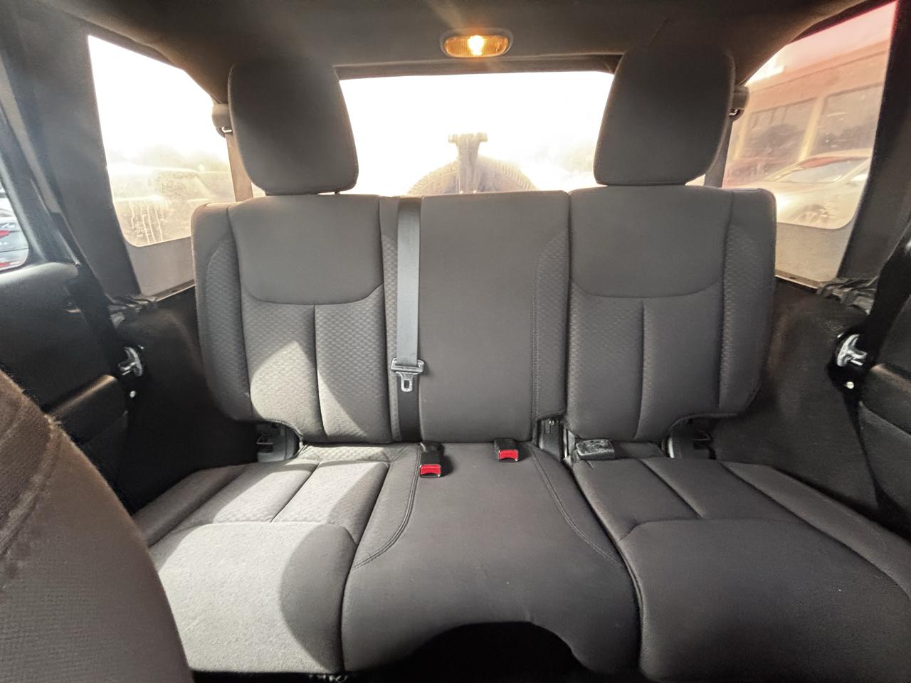Jeep Wrangler Unlimited 4WD 4dr Sport 2014